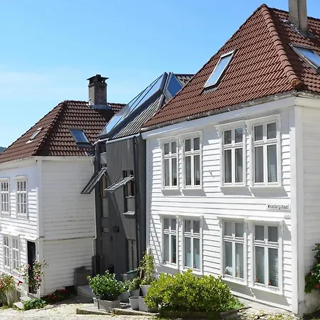 Comfy 200m From Bryggen Lejlighed *